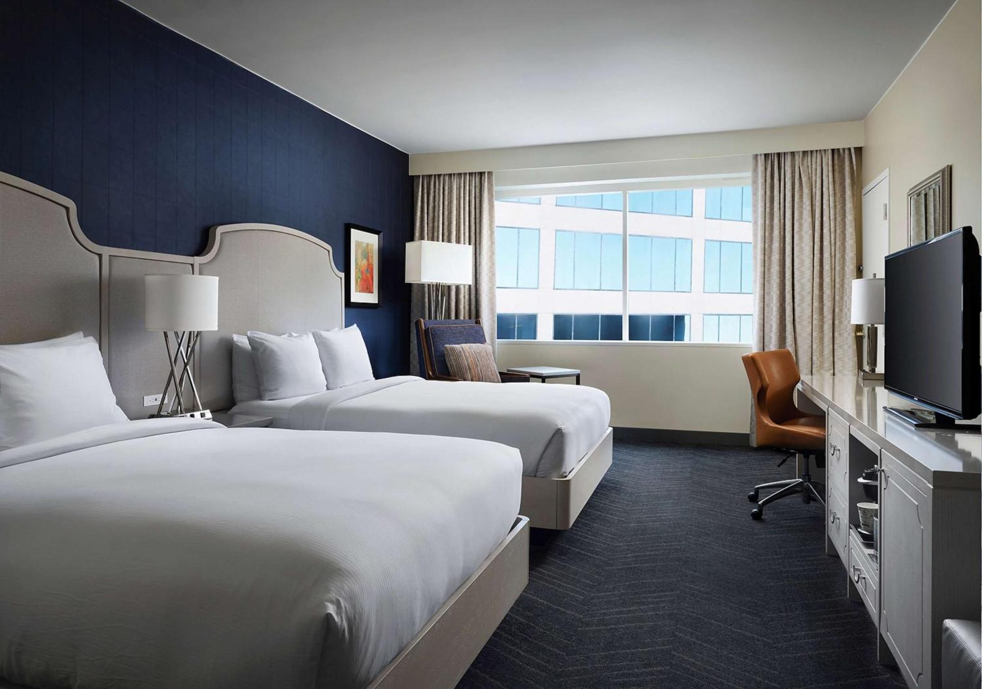 Hotel Doubletree By Hilton Downtown Nashville