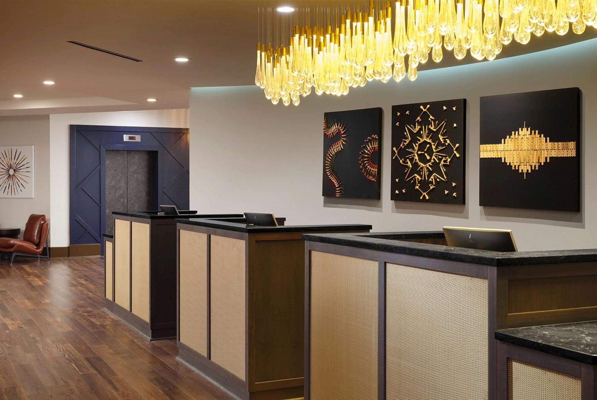 Doubletree By Hilton Downtown Nashville