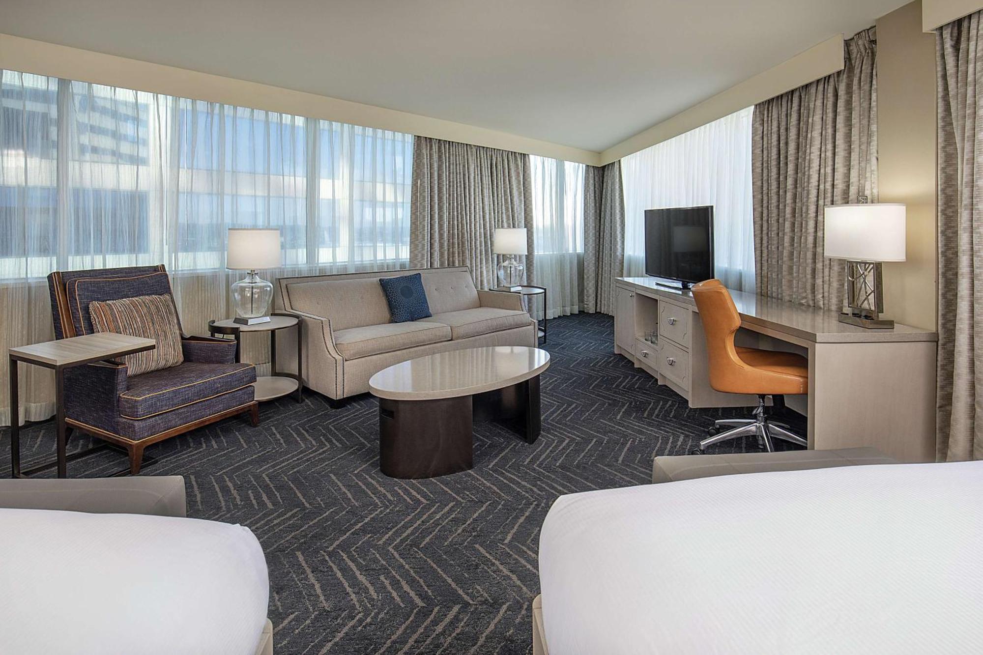 Doubletree By Hilton Downtown