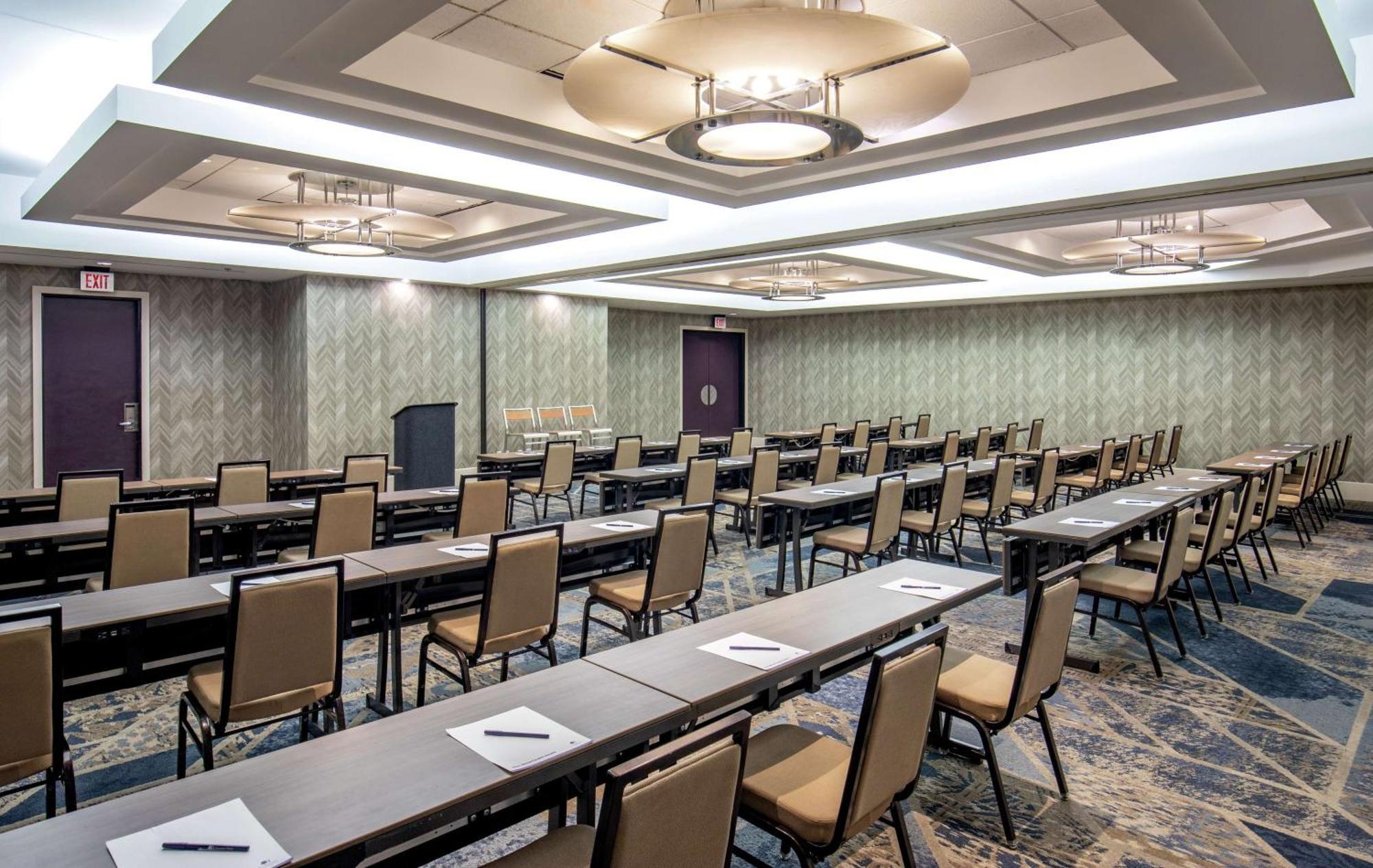 Doubletree By Hilton Downtown 4* Nashville