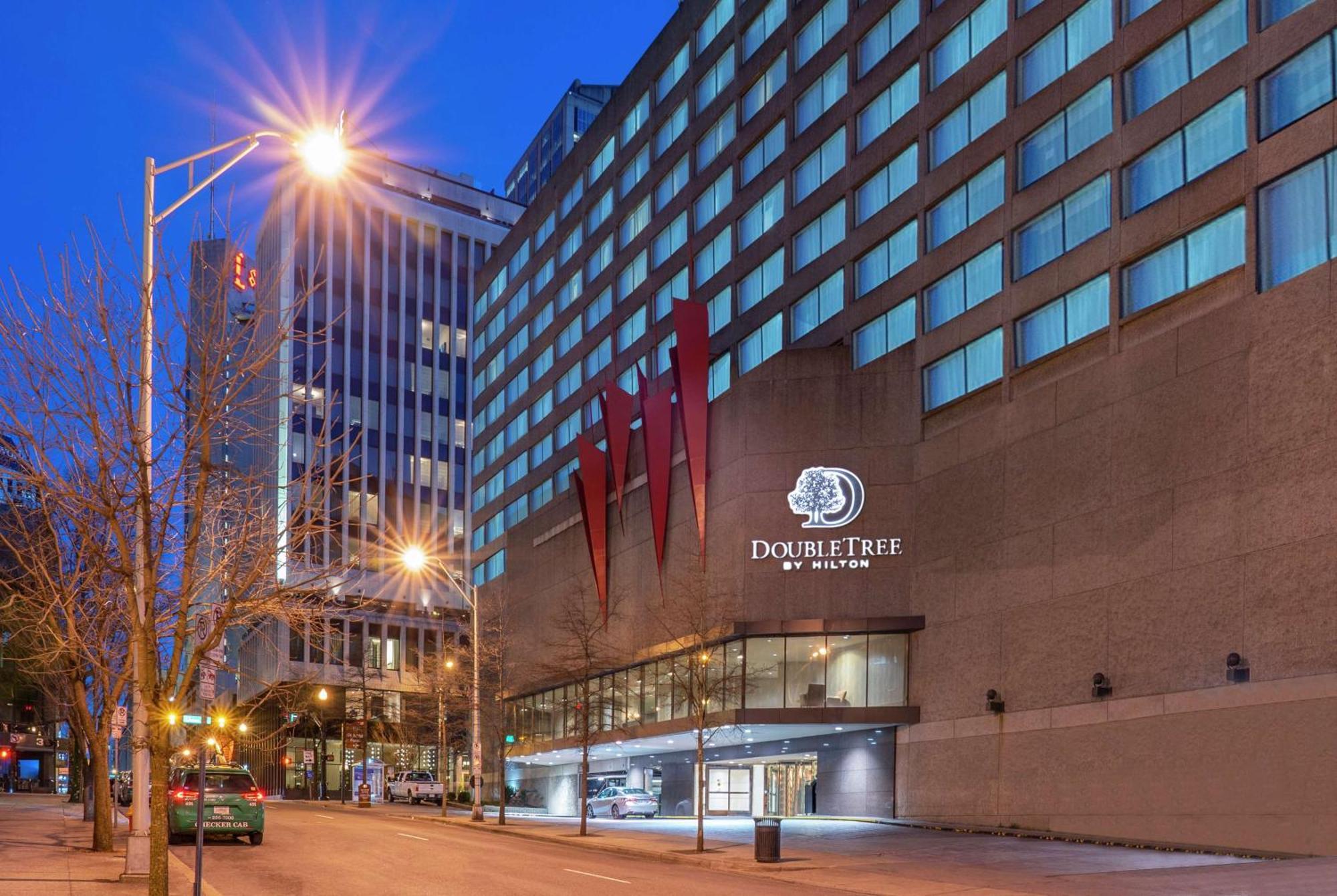 Doubletree By Hilton Downtown Hotel